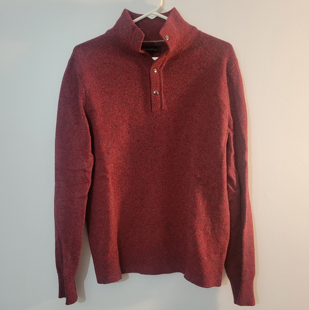 Banana Republic Men's M red sweater